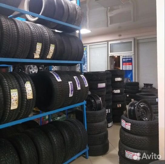 Laufenn I Fit IZ LW 51 165/70 R13 79Q