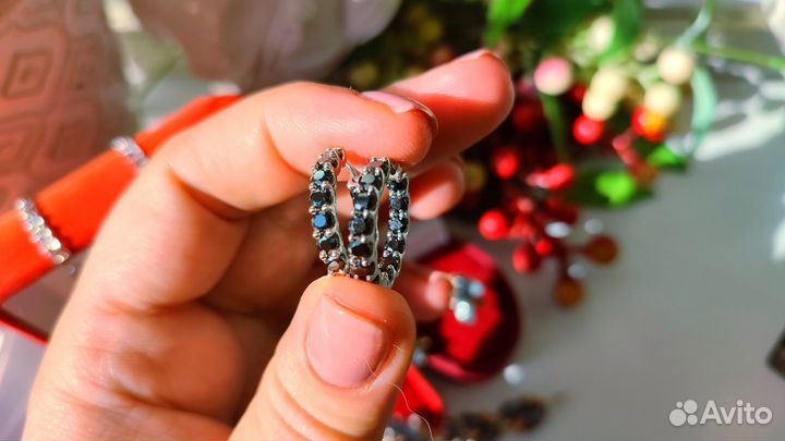 Серьги конго с муассанитами 26*0, 1 кар, D, VVS1