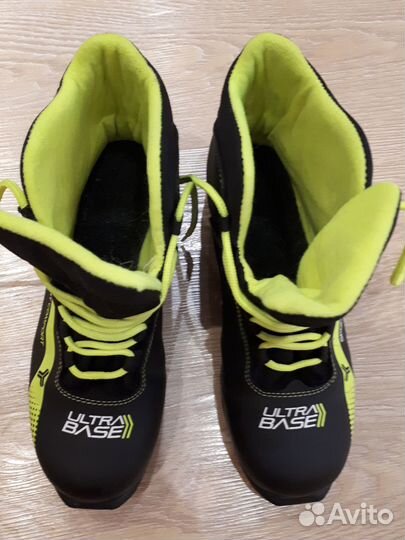 Лыжные ботинки