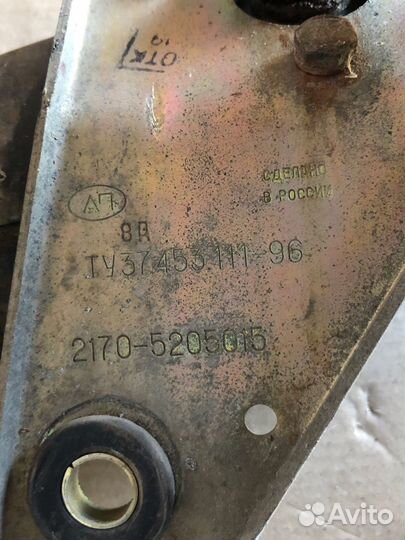 Трапеция дворников с моторчиком LADA Priora