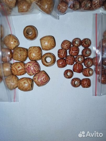 Бусы деревянные