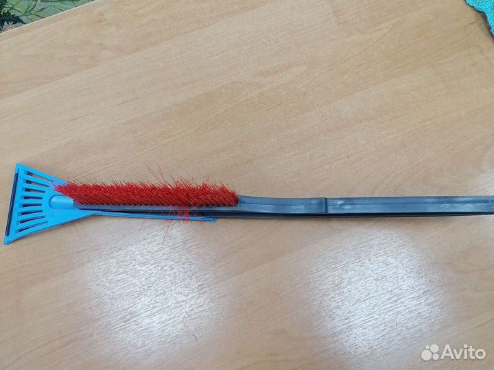 Щетка для чистки снега