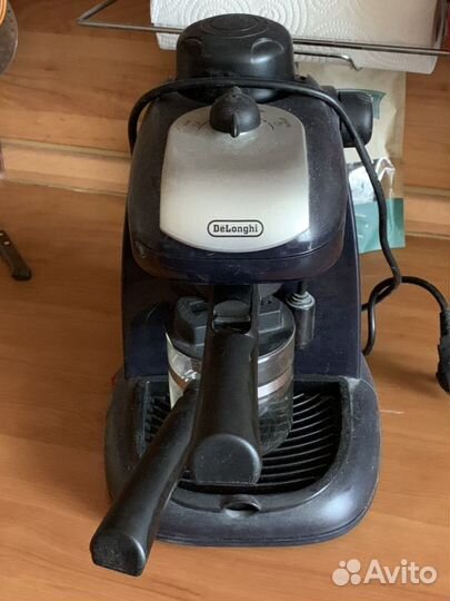 Кофеварка Делонг, однорожковая