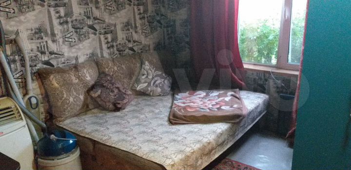 Дом 32 м² на участке 5,6 сот.