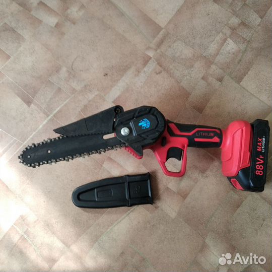 Сучкорез аккумуляторный