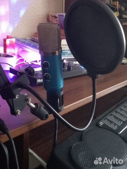 Студийный микрофон 800IBM