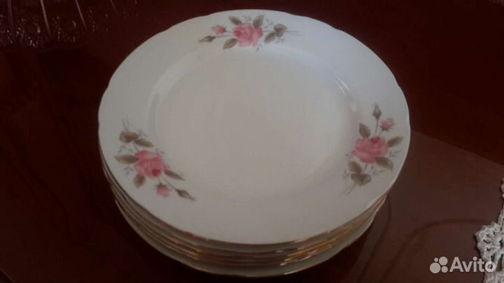 Наборы разных тарелок (все целое)