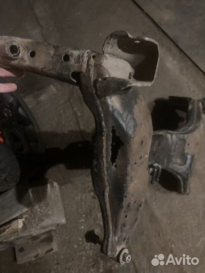 Подрамник нисан альмера классик