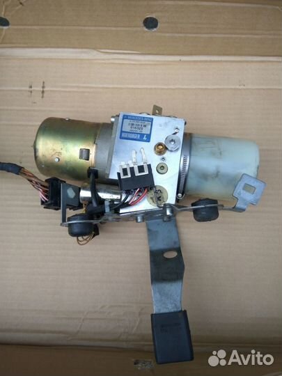 Компрессор крыши Мерседес А1708000030 кабриолет