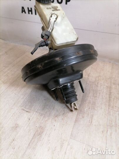 Главный тормозной цилиндр Ford C-Max C214 aoda