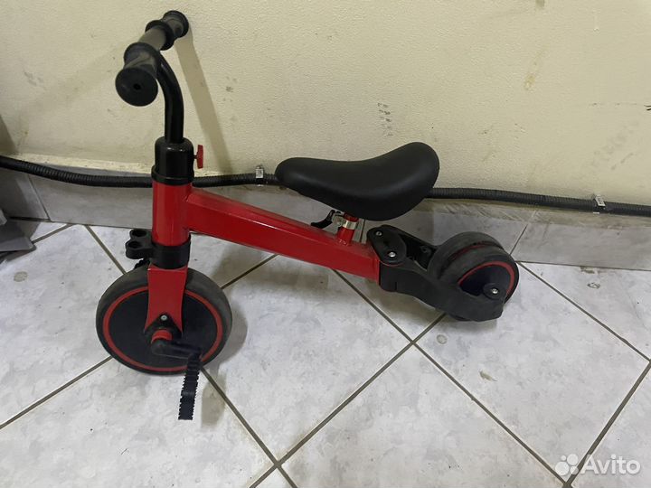 Велосипед беговел 3 в 1