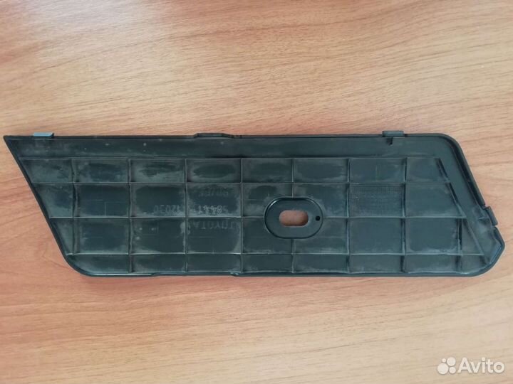 Пыльник toyota corolla