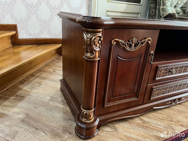 Тумба под тв