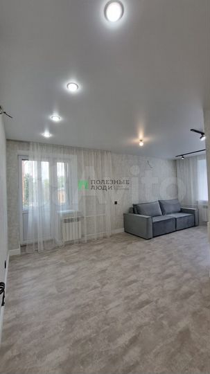 3-к. квартира, 64 м², 2/16 эт.