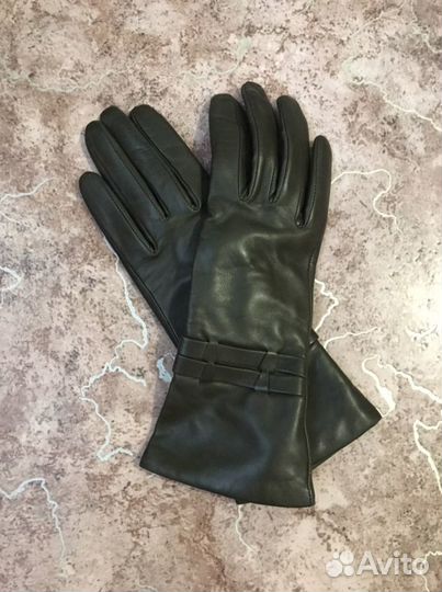 Перчатки женские кожаные новые