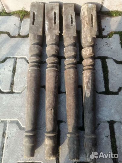 Старинные деревянные балясины. Лот 2