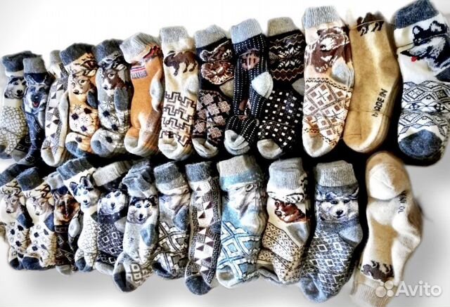 Шерстяные носки и варежки