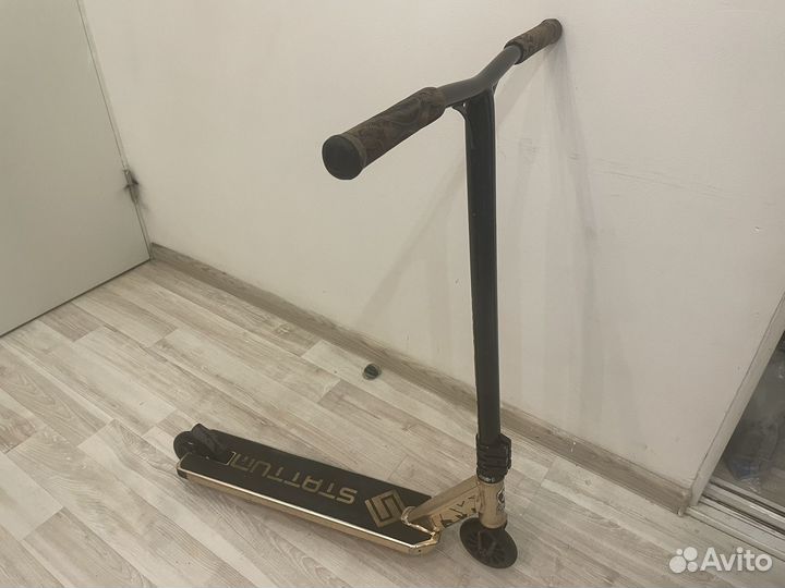 Трюковой самокат б/у