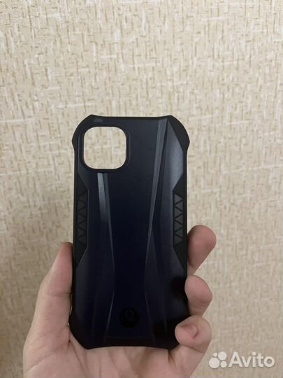 Чехол для iPhone 13