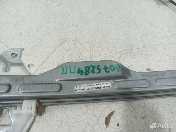 Стеклоподъемник электрический передний правый