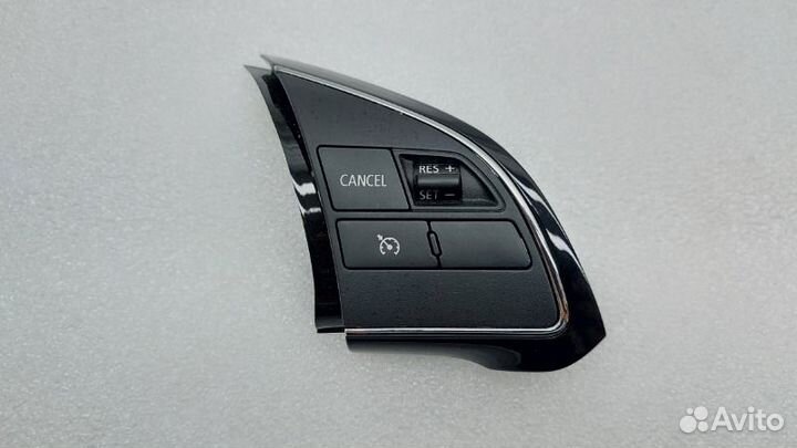 Кнопки на руль правые Mitsubishi Outlander GF2W
