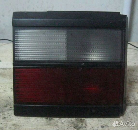 Фонарь задний внутр. левый/правый VW Passat B3 уни