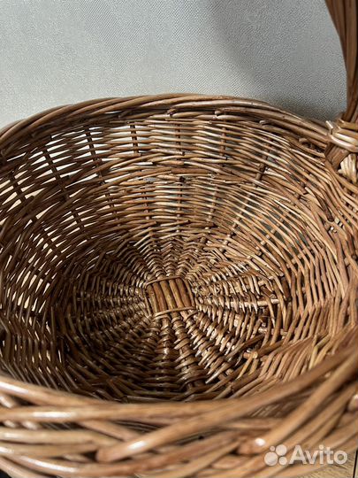 Корзина плетеная