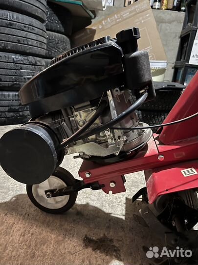 Бензиновый культиватор Honda