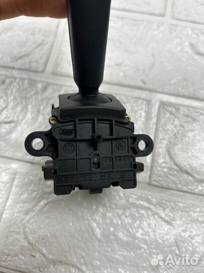 Подрулевой переключатель поворотников Bmw 3 Series