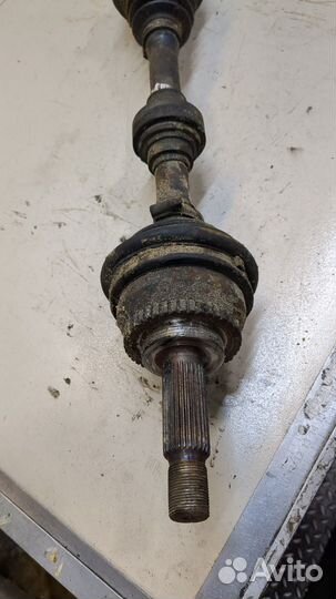 Полуось правая передняя Mitsubishi Carisma