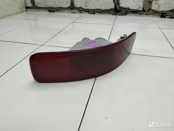 Фонарь задний в бампер Citroen C-Crosser