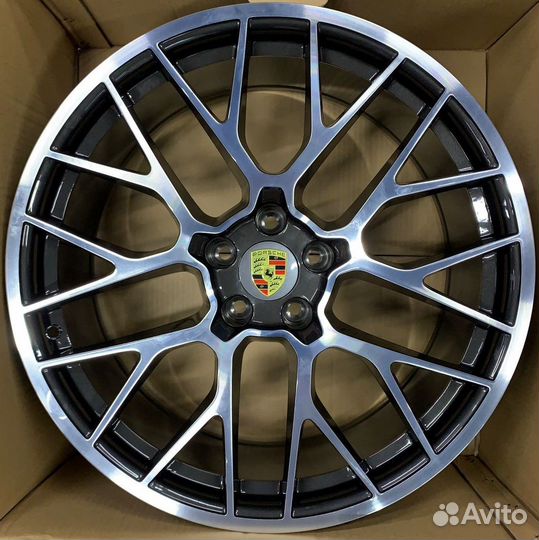 R21 Зимние шипованные колеса в сборе Порше Макан