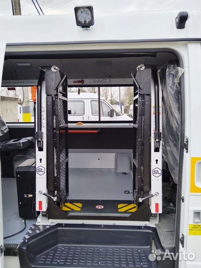 Переаозка лежачих больных и инвалидов