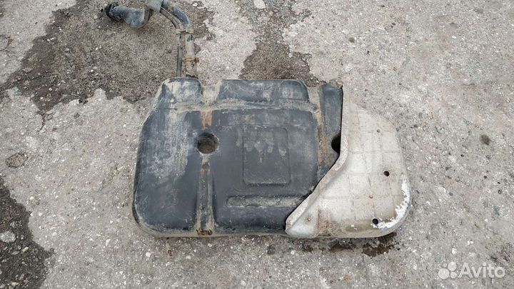 Бак топливный, бензобак Киа Церато 1