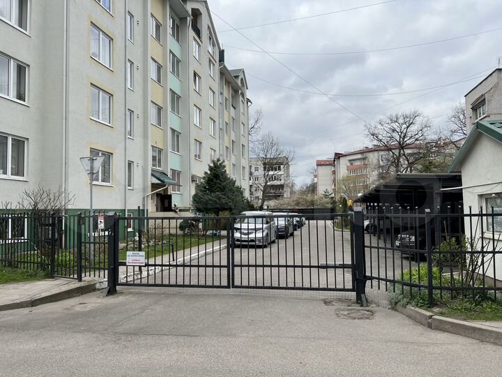 2-к. квартира, 72,4 м², 1/5 эт.