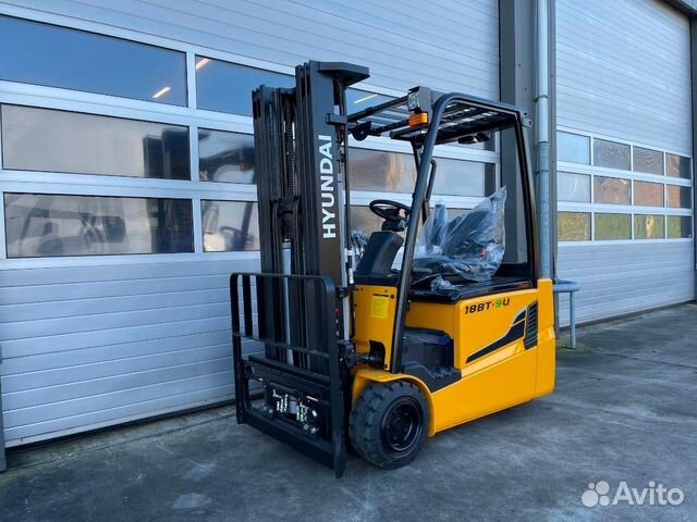 Вилочный погрузчик Hyundai 18BT-9U, 2023