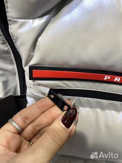 Жилетка Prada