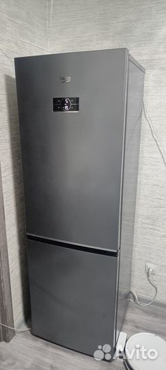 Холодильник двухкамерный новый beko