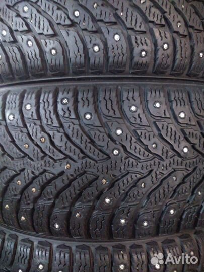 Nokian Tyres Hakkapeliitta 9 215/55 R17