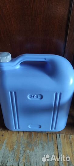 Канистра для питьевой воды 20л