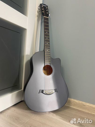 Акустическая гитара, новая, набор