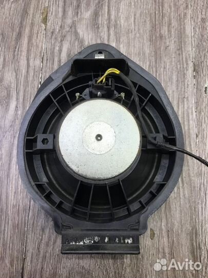 Динамик передний правый Opel Astra J хетчбэк 5-ти