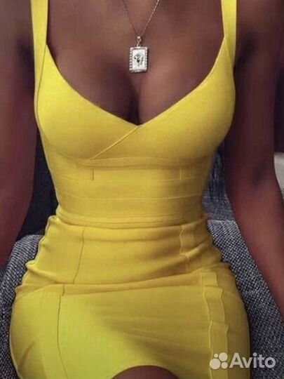 Бандажное платье