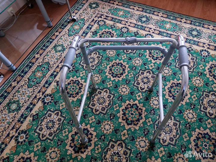 Ходунки для взрослых