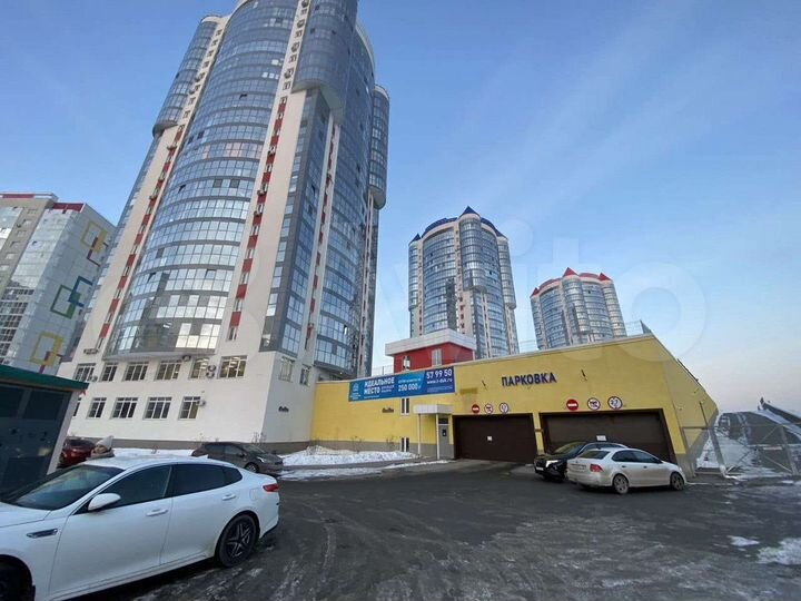 Машиноместо, 18 м²