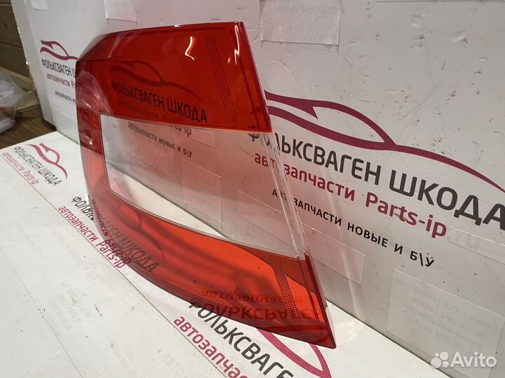 Фонарь задний левый (стекло) Skoda Octavia A7