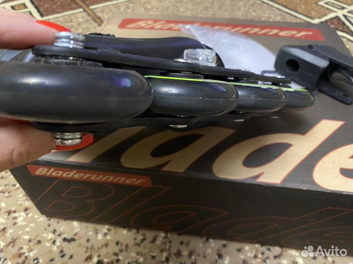 Ролики bladerunner (размер 28-32)