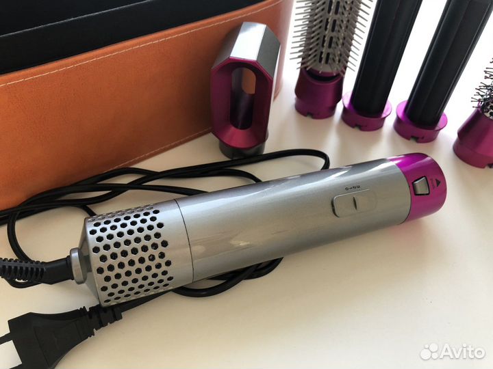 Стайлер dyson