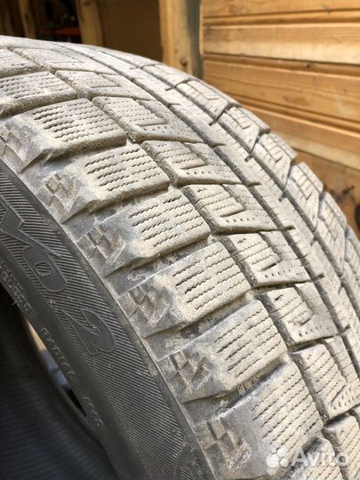 Bridgestone Blizzak Revo2 225/50 R17