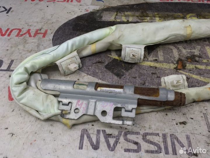 Шторка безопасности левая Mazda 3 2002-2009